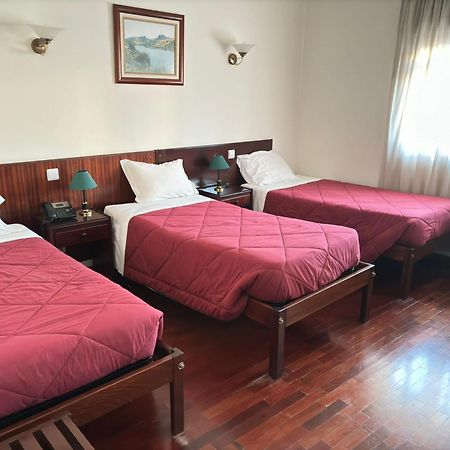 Hotel Trindade Coelho Mogadouro  Eksteriør bilde