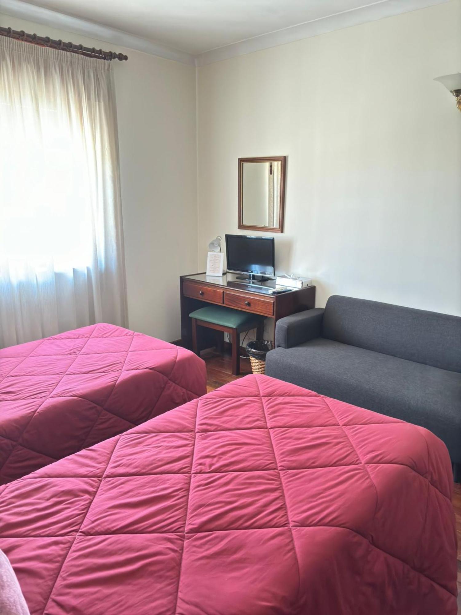 Hotel Trindade Coelho Mogadouro  Eksteriør bilde